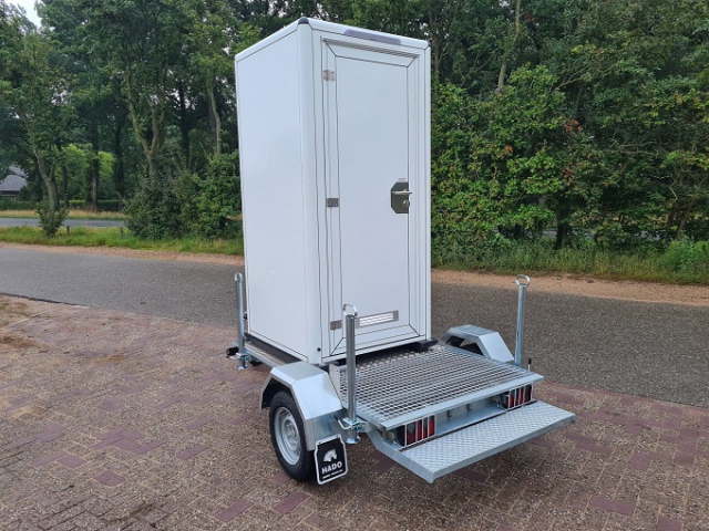 Toiletunit op afvoer linksachter